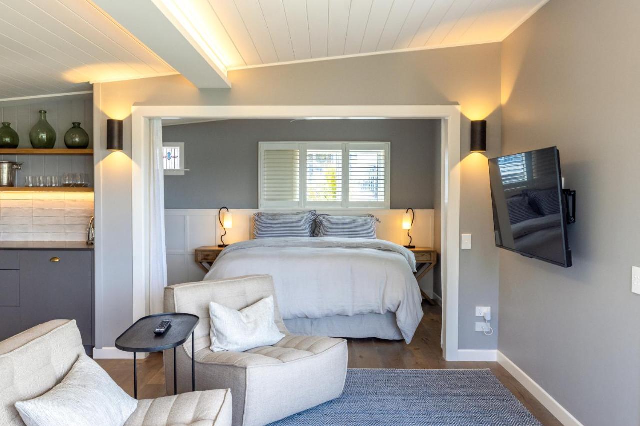 Smiths Cottage - Stay Waiheke Oneroa Buitenkant foto